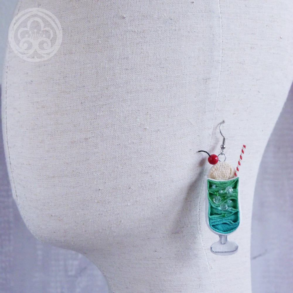 Melon Cream soda earrings - Image 4